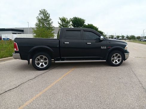 Used 2017 RAM 1500 Laramie w/ Convenience Group AWD/4WD image 15