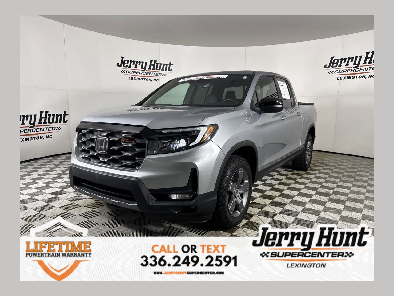 Used 2024 Honda Ridgeline TrailSport image 1