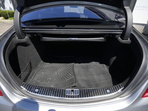 Used 2015 Mercedes-Benz S 550 Sedan image 16