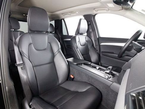 Used 2023 Volvo XC90 B5 Core w/ Protection Package Premier AWD/4WD image 21