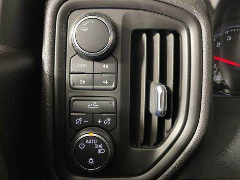 Used 2023 Chevrolet Silverado 1500 Custom Trail Boss image 30