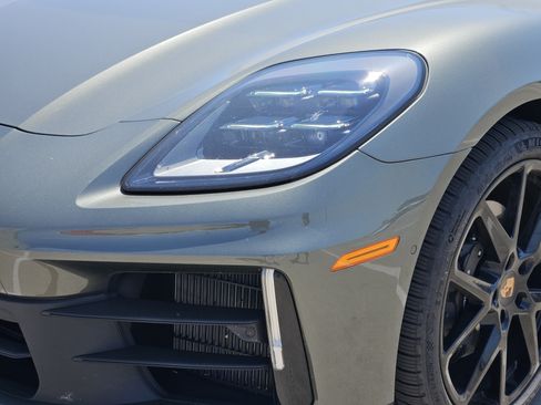 Certified 2026 Porsche Panamera 4 AWD/4WD image 12