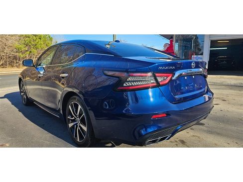 Used 2022 Nissan Maxima SV w/ Floor Mat Group image 11