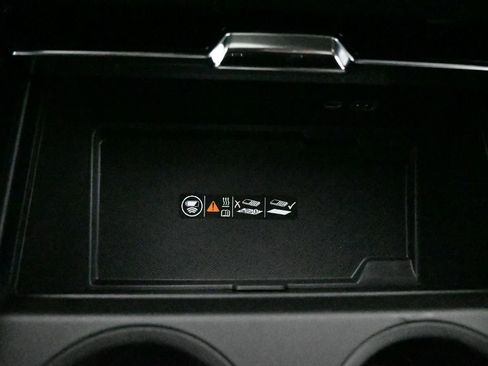 New 2026 GMC Yukon Denali w/ Denali Reserve Package AWD/4WD image 16