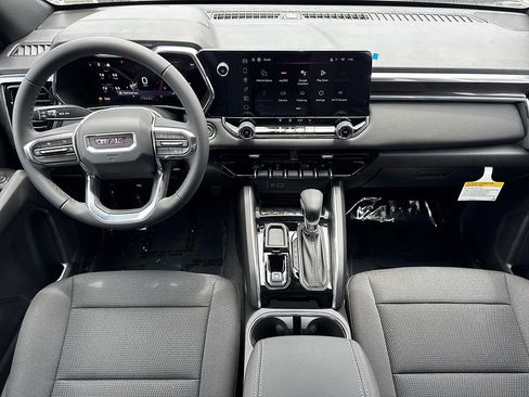 New 2026 GMC Canyon Elevation w/ LPO, Black Badging Package RWD image 7