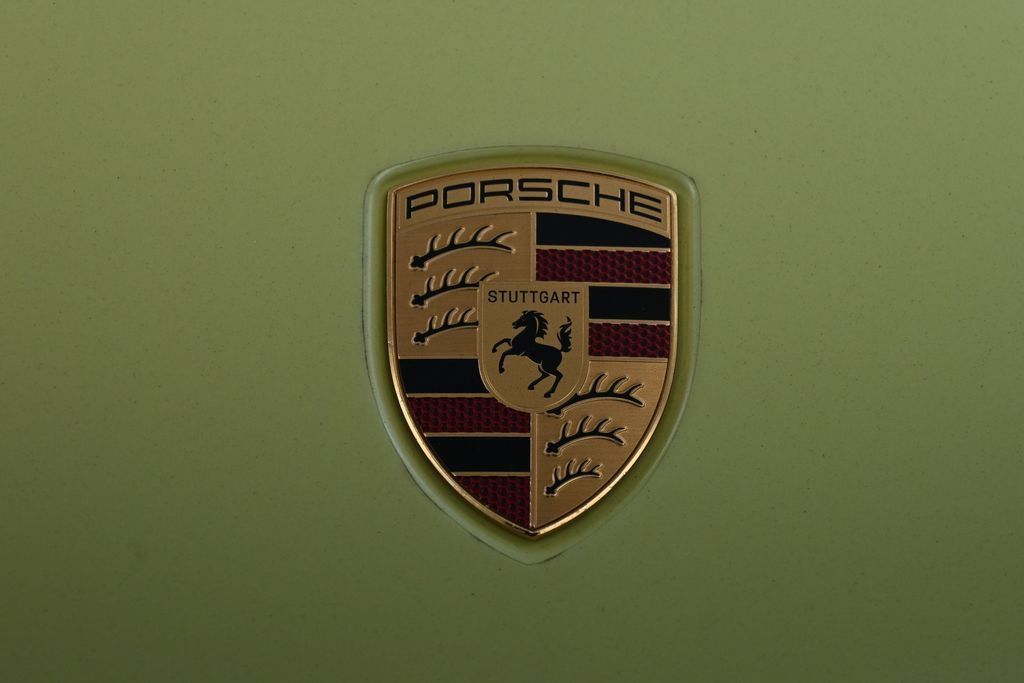 Certified 2025 Porsche 911 Carrera RWD image 32