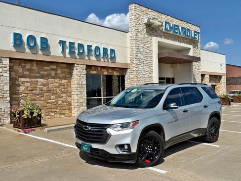 Certified 2019 Chevrolet Traverse Premier w/ Redline Edition FWD image 1