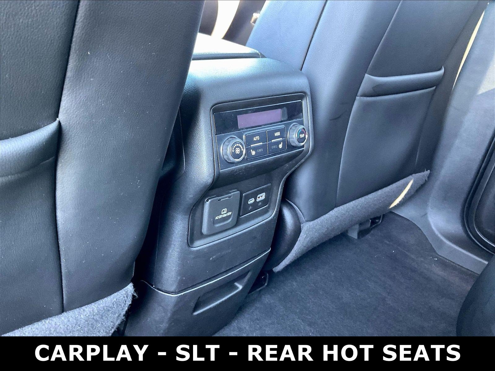 Used 2021 GMC Acadia SLT w/ Elevation Edition AWD/4WD image 10