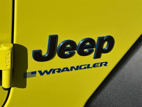 Certified 2023 Jeep Wrangler Unlimited Rubicon 4xe image 8