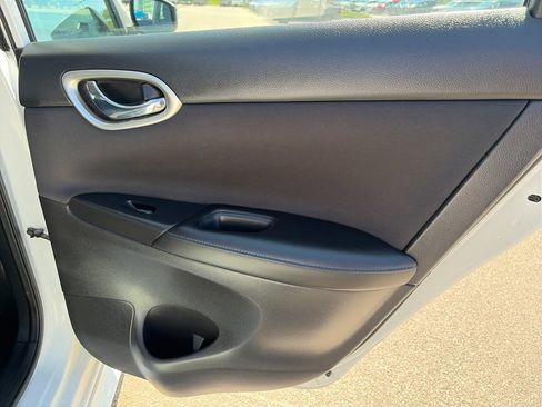 Used 2018 Nissan Sentra SR Turbo w/ SR Midnight Edition Package FWD image 29