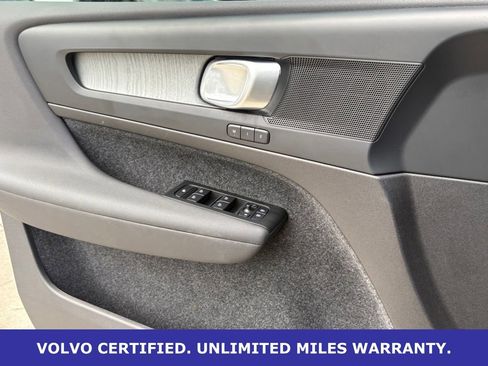 Certified 2025 Volvo XC40 B5 Plus AWD/4WD image 24