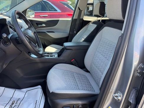 Certified 2024 Chevrolet Equinox LT FWD image 12