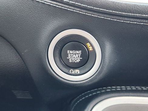 Used 2022 Dodge Challenger GT w/ Plus Package image 21