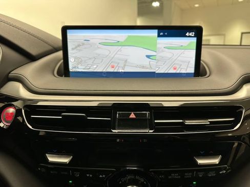 Used 2023 Acura MDX SH-AWD w/ Technology Package image 8