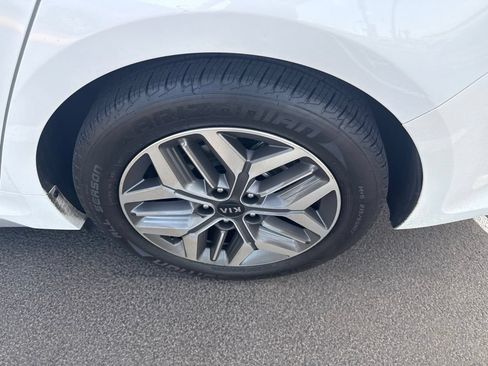 Used 2020 Kia Optima EX w/ Technology Package FWD image 11