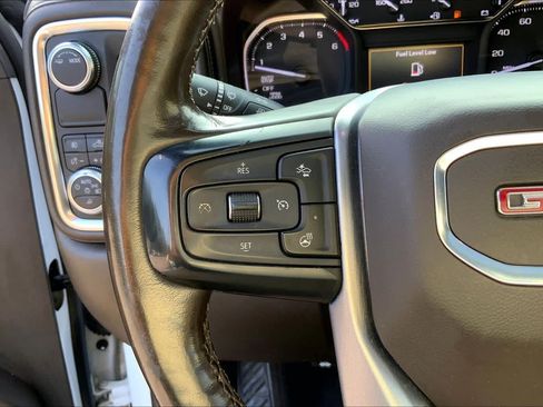 Used 2020 GMC Sierra 1500 SLT w/ SLT Premium Plus Package RWD image 22
