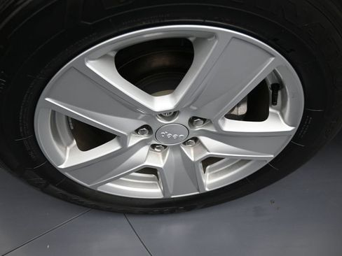 Used 2022 Jeep Compass Latitude image 42