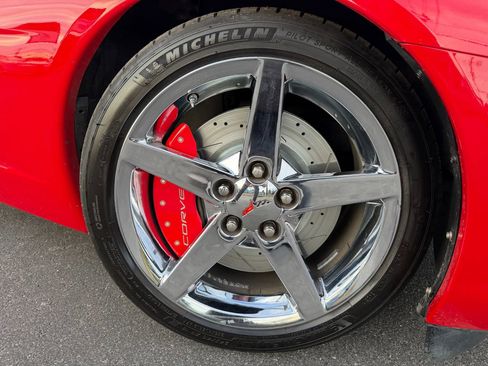 Used 2006 Chevrolet Corvette Convertible w/ Preferred Equipment Group image 38