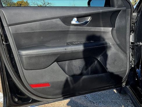 Certified 2024 Kia Forte GT-Line w/ GT-Line Premium Package image 27