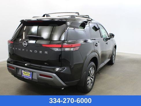 New 2026 Nissan Pathfinder SL image 4