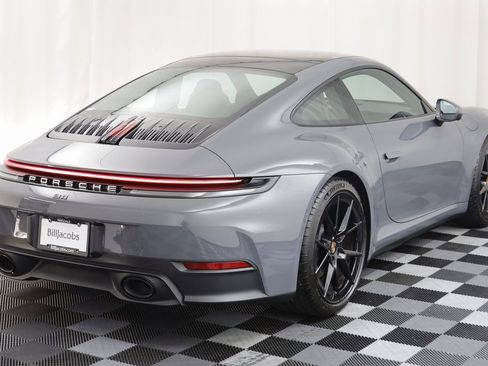 Used 2025 Porsche 911 Carrera image 21
