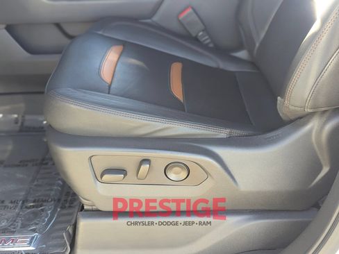 Used 2023 GMC Sierra 1500 AT4 w/ AT4 Premium Package AWD/4WD image 30