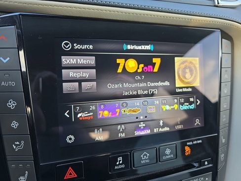 Certified 2025 INFINITI QX55 Essential image 21