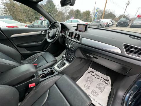 Used 2018 Audi Q3 2.0T Premium w/ Convenience Package image 17
