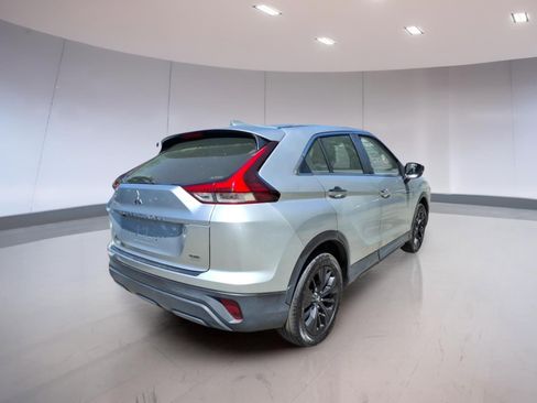 Used 2022 Mitsubishi Eclipse Cross LE AWD/4WD image 4