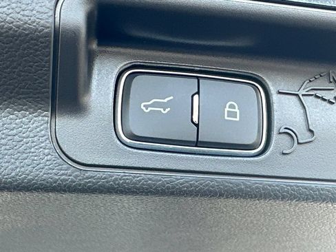 Used 2026 Ford Explorer Active RWD image 18