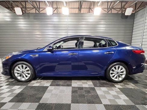 Used 2018 Kia Optima EX w/ Technology Package image 8