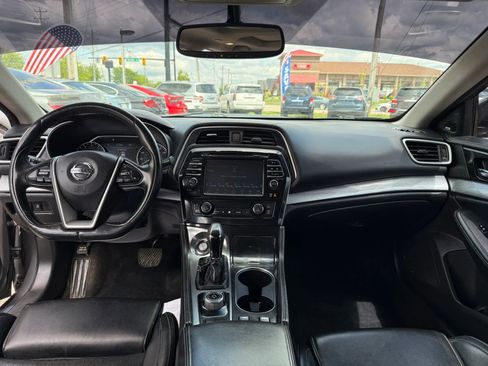 Used 2018 Nissan Maxima 3.5 SL FWD image 18