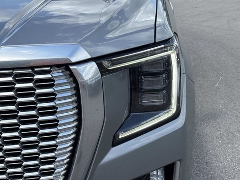 Certified 2024 GMC Yukon Denali w/ Advanced Technology Package AWD/4WD image 11