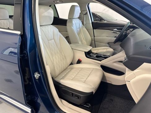 Certified 2023 Buick Envision Avenir image 35