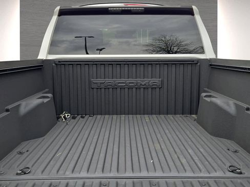 Used 2024 Toyota Tacoma SR5 image 12