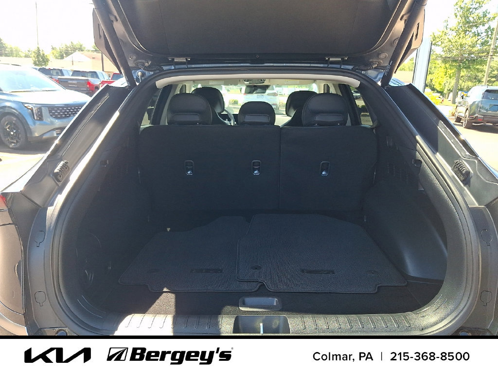 Certified 2025 Kia EV6 Wind AWD/4WD image 30