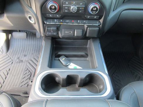 Certified 2022 Chevrolet Silverado 1500 RST image 18