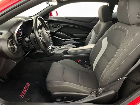 Used 2018 Chevrolet Camaro LT w/ RS Package RWD image 8