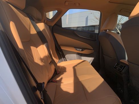 Used 2025 Lexus NX 450h+ AWD w/ Luxury Package image 33