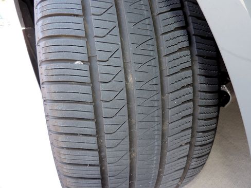 Used 2023 Dodge Challenger R/T Scat Pack RWD image 10