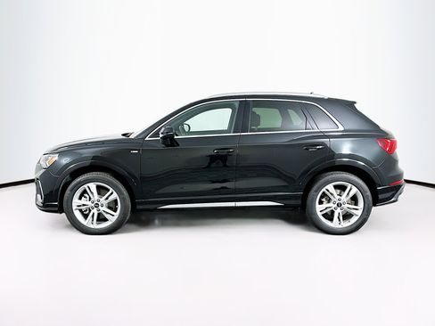 Used 2024 Audi Q3 2.0T Premium w/ Convenience Package image 4