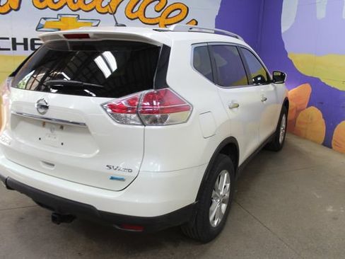 Used 2015 Nissan Rogue SV AWD/4WD image 8