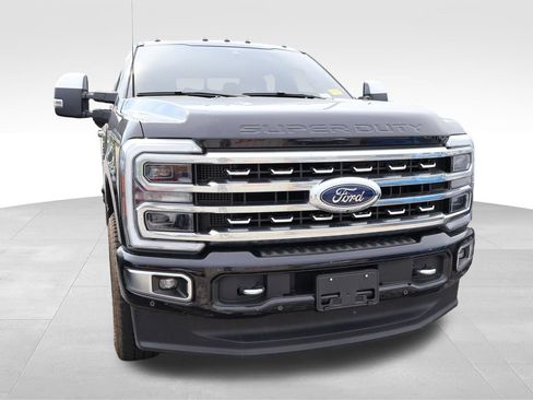 Used 2024 Ford F350 Platinum AWD/4WD image 8