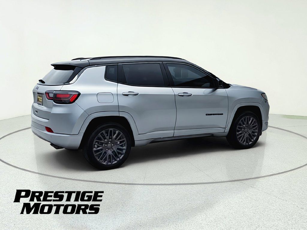 Used 2022 Jeep Compass High Altitude AWD/4WD image 8