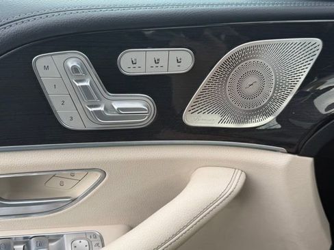Used 2022 Mercedes-Benz GLS 450 4MATIC image 20