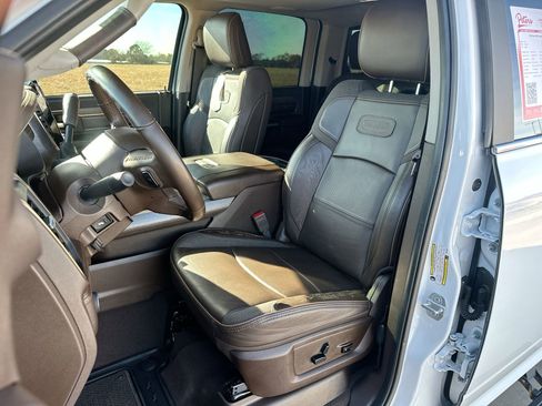 Used 2025 RAM 2500 Limited image 11