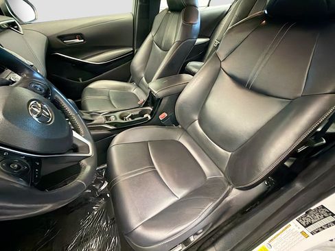 Used 2022 Toyota Corolla XLE FWD image 11