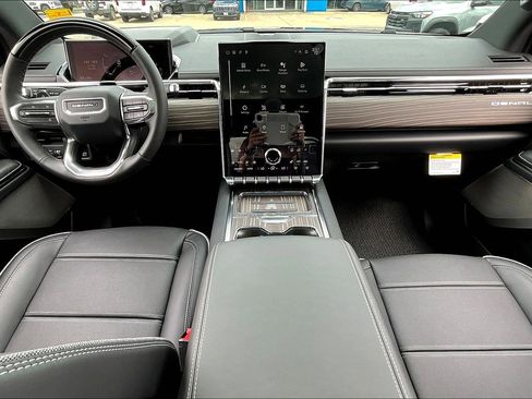 New 2025 GMC Sierra EV Denali image 5