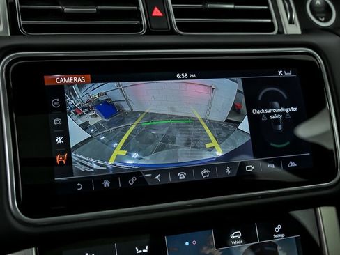Used 2020 Land Rover Range Rover HSE image 31