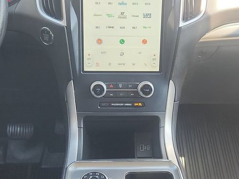 Used 2022 Ford Edge SEL w/ Convenience Package AWD/4WD image 19